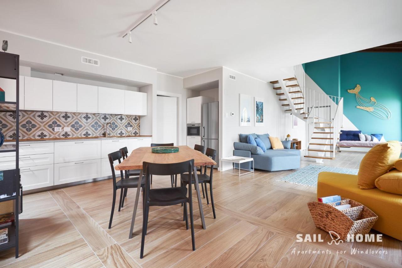 Sail Home - Apartments For Wind Lovers Кампионе-дель-Гарда Экстерьер фото